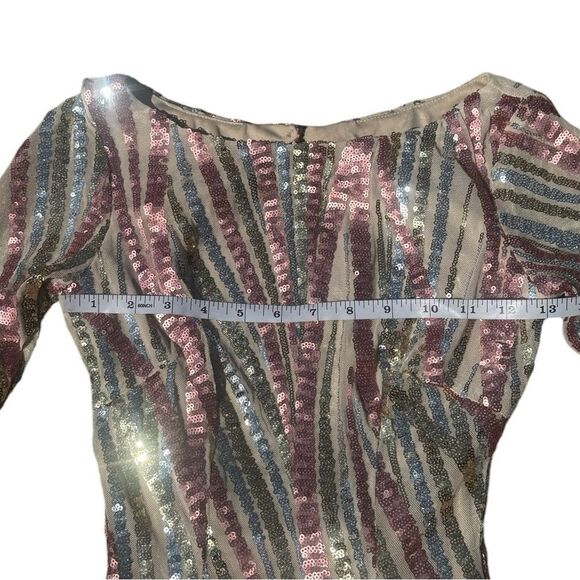 Selfie Leslie Karma Long Sleeve Keyhole Back Pink & Gold Sequin Dress Size XS - Picture 8 of 13